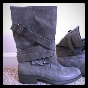 Mid Calf Buckle Boots